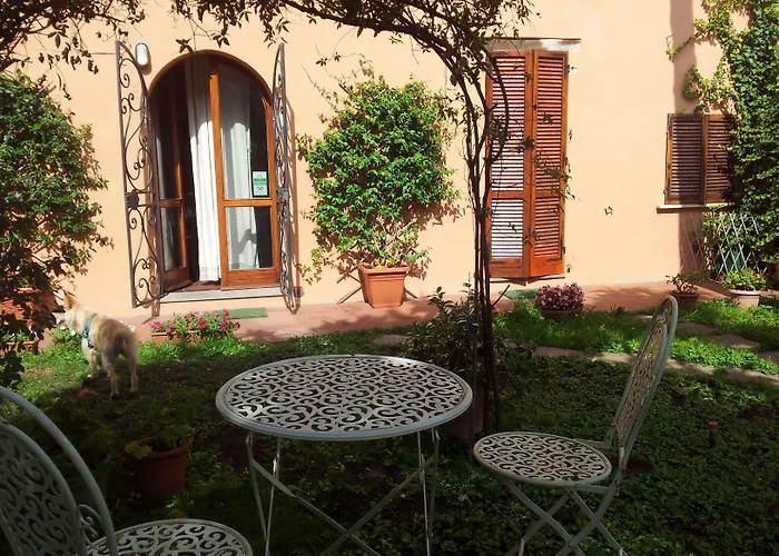 Alojamento de Acomodação e Pequeno-almoço Al Giardino Di Alice Perúgia