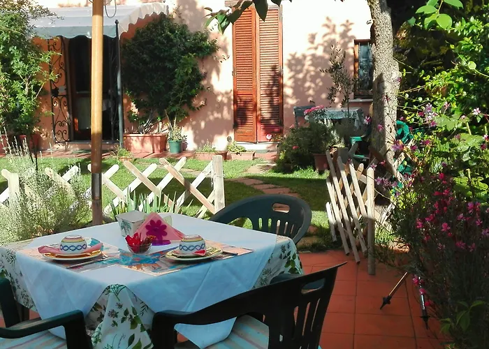 Alojamento de Acomodação e Pequeno-almoço Al Giardino Di Alice Perúgia