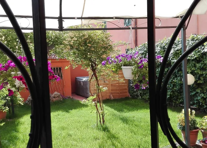 Alojamento de Acomodação e Pequeno-almoço Al Giardino Di Alice