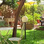 Al Giardino Di Alice Bed and Breakfast Περούτζια