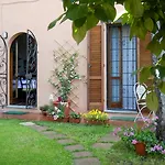 Bed and Breakfast Al Giardino Di Alice 4*