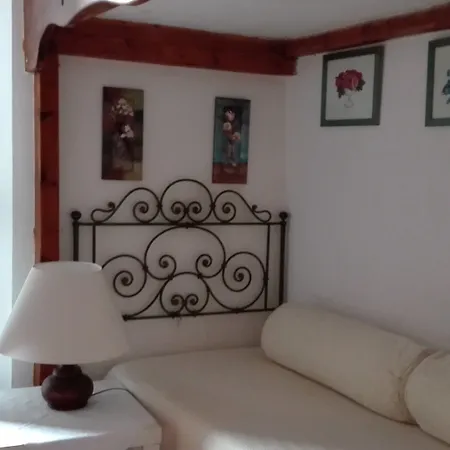 Al Giardino Di Alice Bed and Breakfast Περούτζια