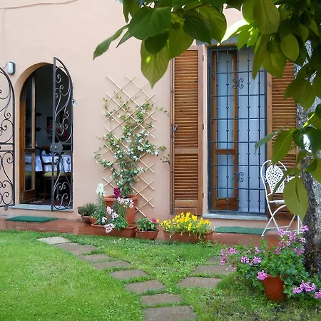 Bed and Breakfast Al Giardino Di Alice 4*