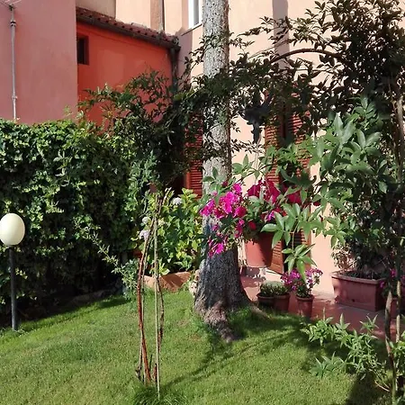 Al Giardino Di Alice 2* Perugia