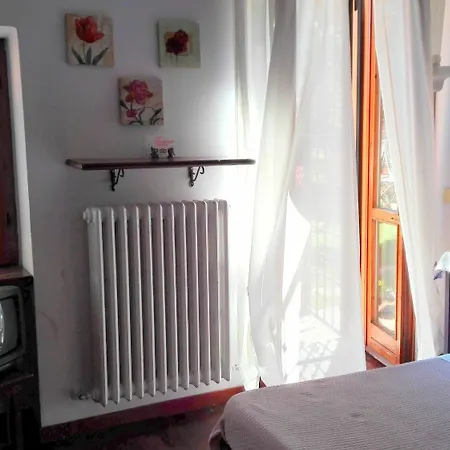 Al Giardino Di Alice Bed & Breakfast