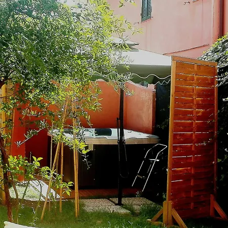 Bed & Breakfast Al Giardino Di Alice 2*