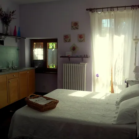 Al Giardino Di Alice Bed & Breakfast 2*
