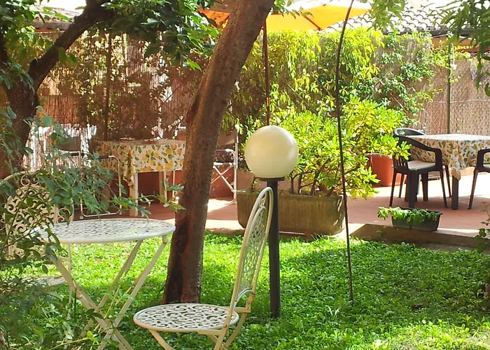 Al Giardino Di Alice فندق مبيت وإفطار بيرودجا