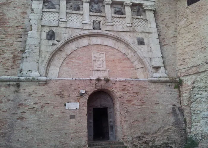 Al Giardino Di Alice Bed & Breakfast