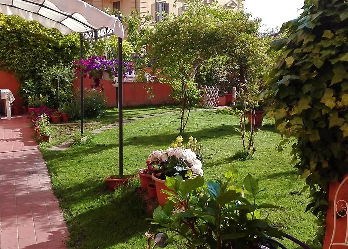 Al Giardino Di Alice 4* بيرودجا